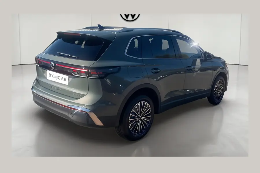 Volkswagen Tiguan 1.5 eHybrid 204ch DSG6, autre angle