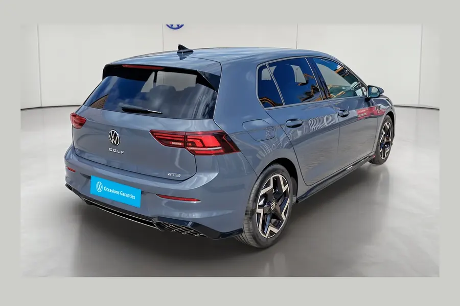 Volkswagen Golf 1.5 eTSI EVO2 150 DSG7, autre angle